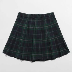 SHEIN Tartan Pleated Skirt